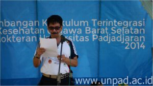 Ketua panitia, Toni Mustahsani Aprami, dr., SpPD., SpJP(K)., saat menyampaikan laporan kegiatan *