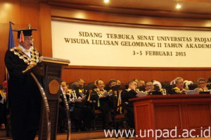 2015 02 03 wisuda unpad 02 hires