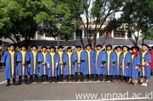 2015 02 03 wisuda unpad 10 hires