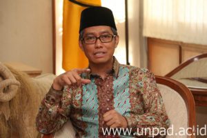 Rektor Unpad, Prof. Tri Hanggono Achmad (Foto oleh: Tedi Yusup)*