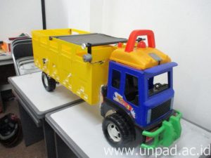 Prototype Modifikasi Truk Inovatif Pengangkut Sapi Berbasis Animal Welfare Teknologi Automatik 