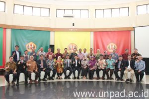 humas unpad 2016_03_17 EOS 7D 12_32_02 00101735