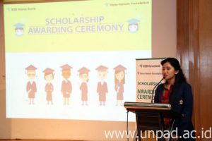 humas-unpad-2016_11_29-beasiswa-dari-hana-bank-dadan-2