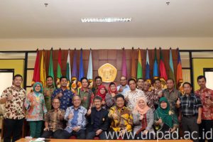 humas-unpad-2017_02_14-foto-bersama